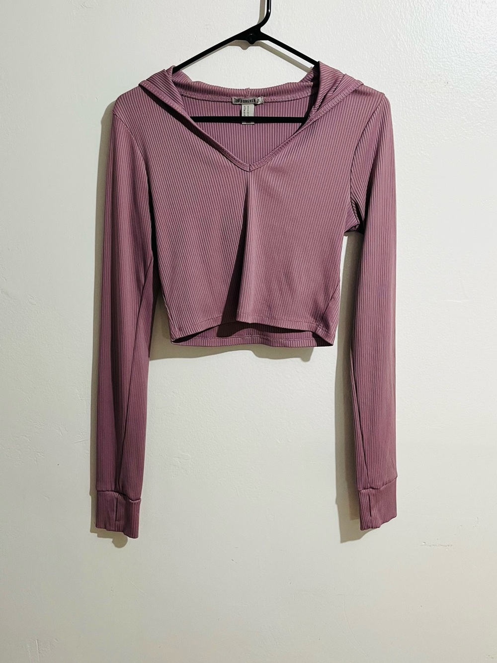 Forever 21 Women's Purple Cropped Pullover Long Sleeve V-Neck Hoodie Size M